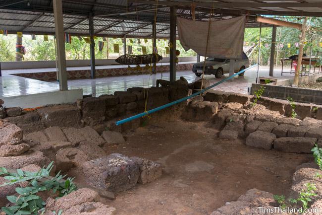 Ku Sampan Ka Khmer ruin
