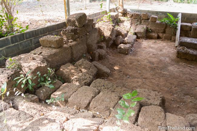 Ku Sampan Ka Khmer ruin