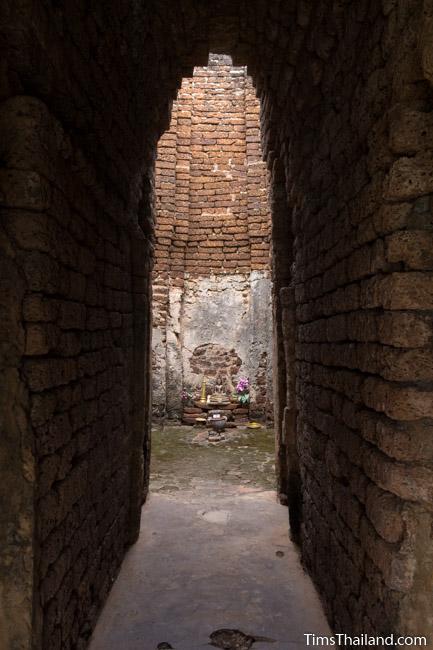 shrine inside prang wat chulamani khmer ruin