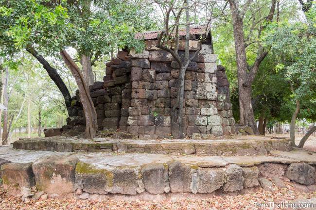 back side of Prang Ku Kaeng Sanam Nang Khmer ruin