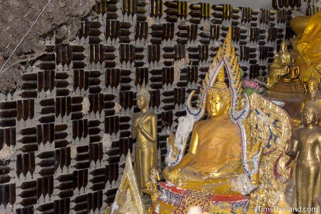 Buddhas in Wat Khuat bottle temple