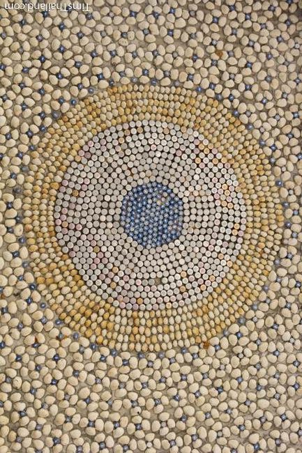 shel and bottle cap ceiling at Wat Khuat bottle temple