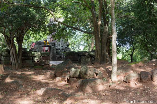 base of gopura in front of Prang Sra Pleng Khmer ruin