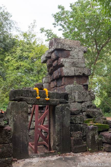 tower at Prang Sra Pleng Khmer ruin