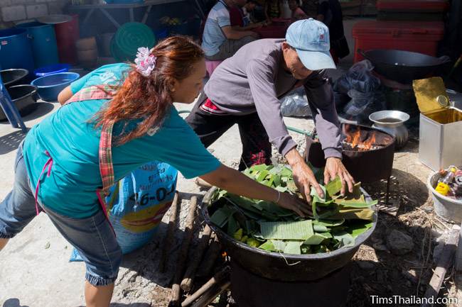 cooking khao tom mat for Kathin celebration