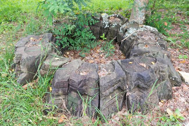 round carving at Prang Phakho Khmer ruin