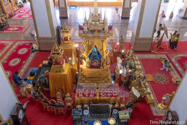 Buddha relic display case