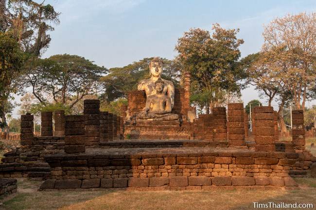 two Buddhas on rear wihan