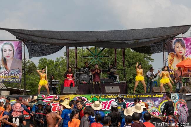 dancers on stage at a mo lam sing concert