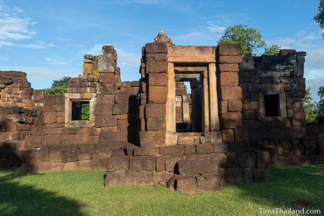 front view of gopura