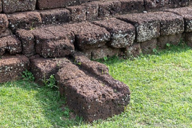 laterite blocks with groove