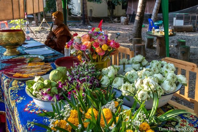 table full of flowers