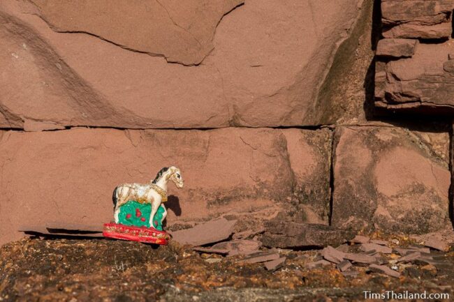 horse statue as offering on main sanctuary