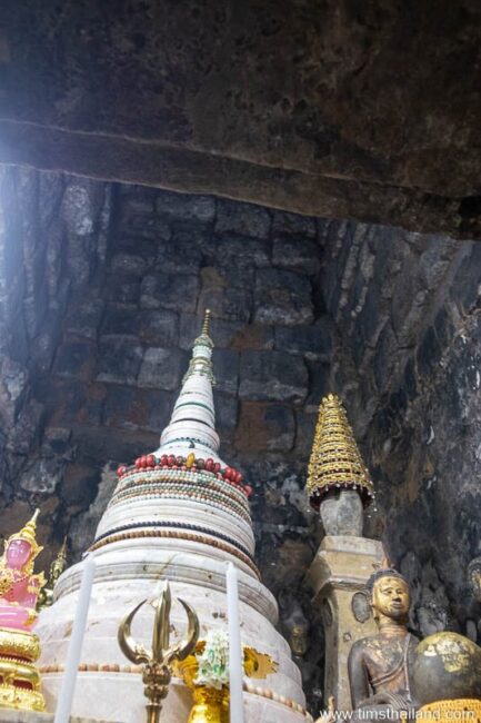 interior small stupa and laterite walls of prang