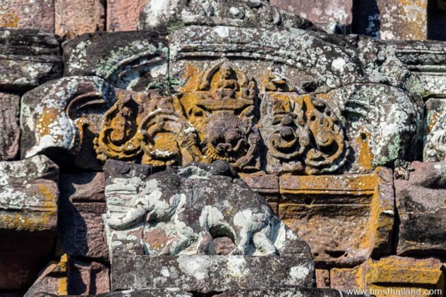 elephant carving in front of Kala