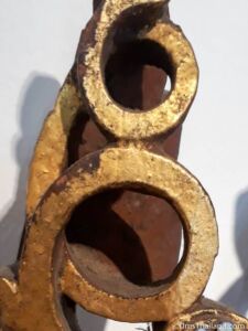 loops in decorative woodcarving