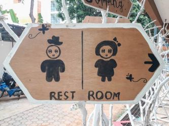 Creative Thai bathroom sign